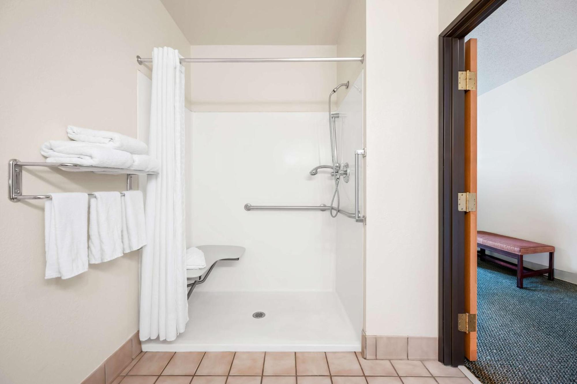 Best Western Annawan Inn Buitenkant foto