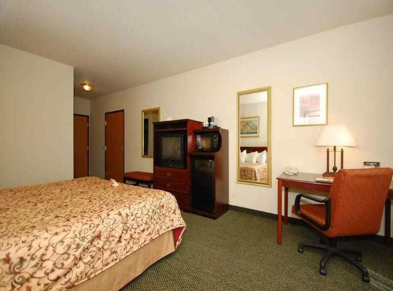 Best Western Annawan Inn Buitenkant foto