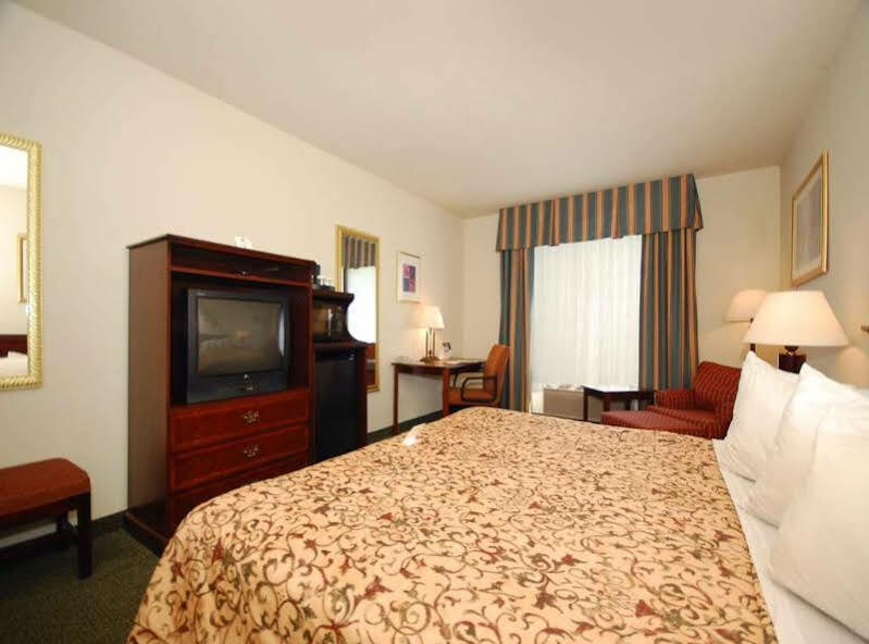 Best Western Annawan Inn Buitenkant foto